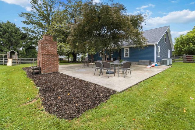 2075 Old Whitley Road, London, KY 40744