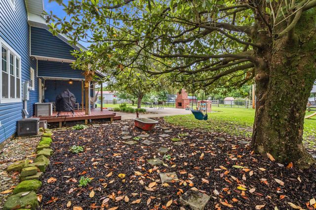 2075 Old Whitley Road, London, KY 40744