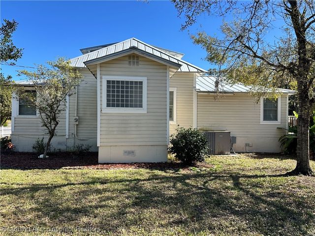 118 E Circle Street, Avon Park, FL 33825