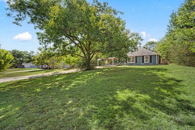 309 E 1st Street, Keene, TX 76059