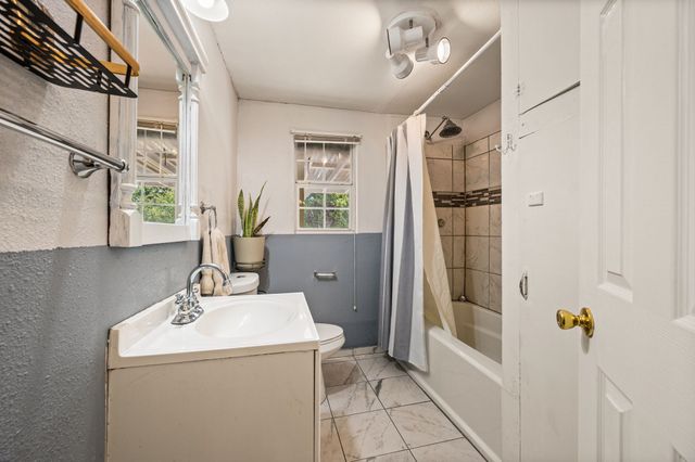 309 E 1st Street, Keene, TX 76059