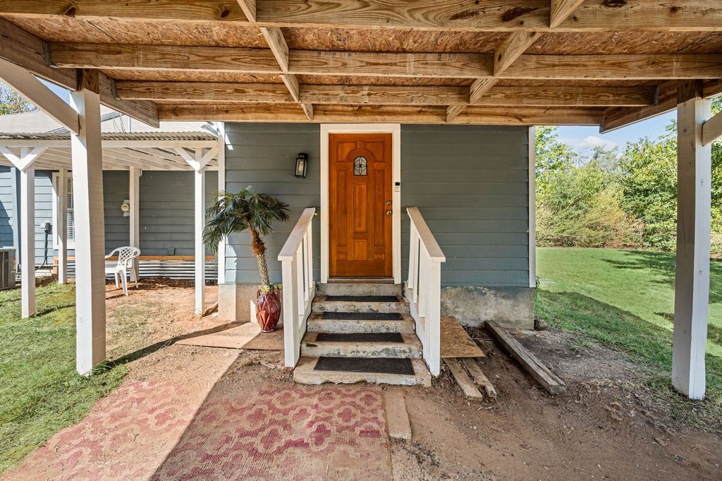 309 E 1st Street, Keene, TX 76059 — photo 5