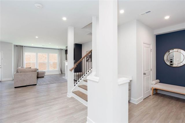 2000 Garvin Road, Acworth, GA 30101