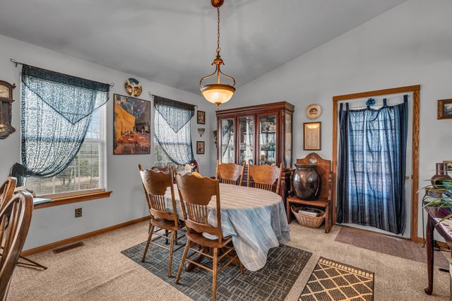 6912 State Route Bb, West Plains, MO 65775