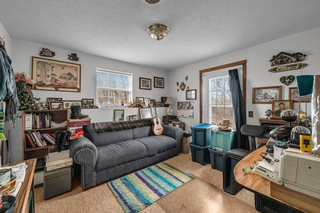 6912 State Route Bb, West Plains, MO 65775