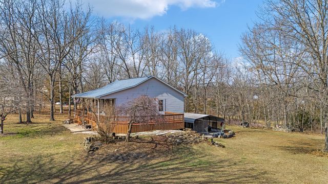 6912 State Route Bb, West Plains, MO 65775