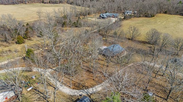 6912 State Route Bb, West Plains, MO 65775