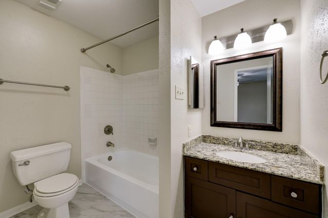 9800 Pagewood Lane 3402, Houston, TX 77042