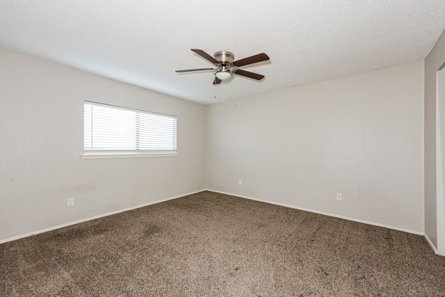 309 Deacon Drive, Euless, TX 76039