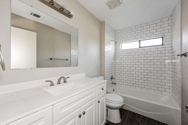 309 Deacon Drive, Euless, TX 76039