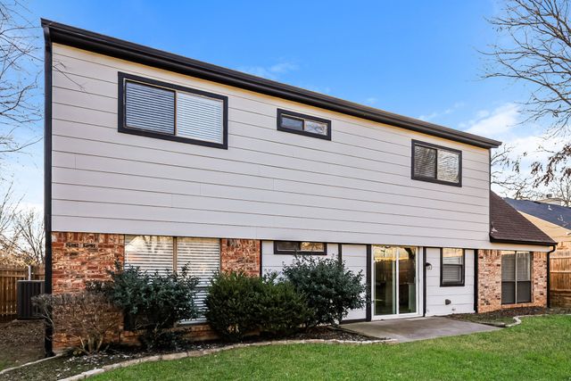 309 Deacon Drive, Euless, TX 76039