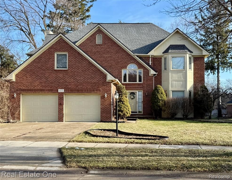 4978 Somerton Drive, Troy, MI 48085