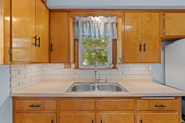 W167N8494 Theodore AVENUE, Menomonee Falls, WI 53051