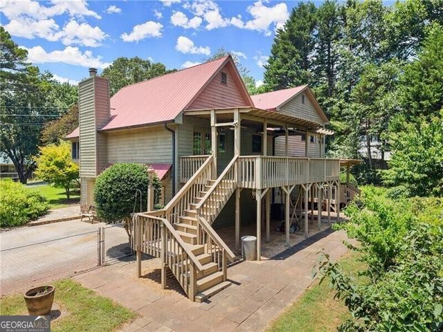 735 Calhoun Road, Dahlonega, GA 30533