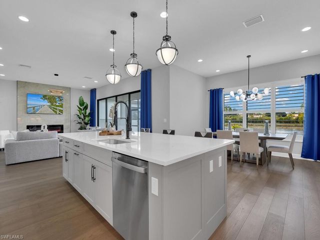 20739 Fair Oak LN, Estero, FL 33928