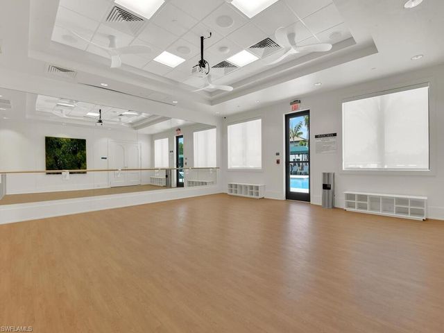 20739 Fair Oak LN, Estero, FL 33928