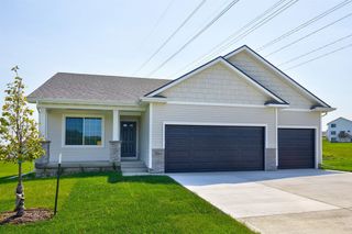 5543 167th Street, Urbandale, IA 50323