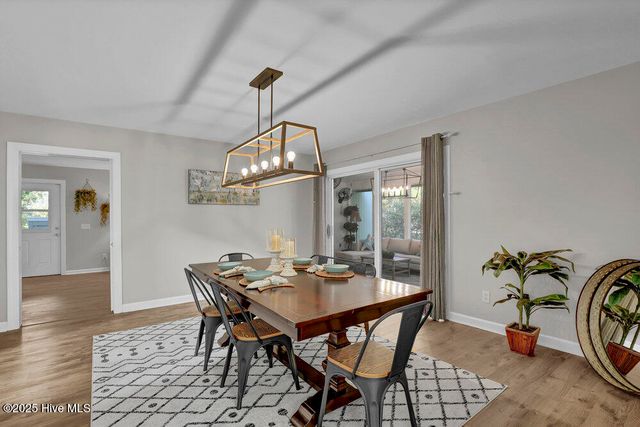 2001 Cordgrass Road, Hampstead, NC 28443