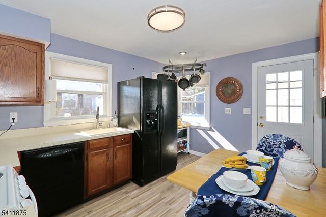 1314 Wood Valley Rd, Mountainside Boro, NJ 07092