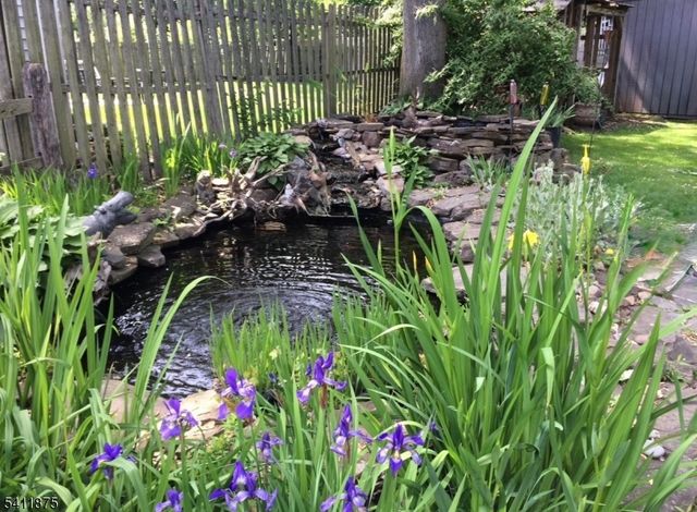 1314 Wood Valley Rd, Mountainside Boro, NJ 07092