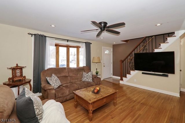 1314 Wood Valley Rd, Mountainside Boro, NJ 07092