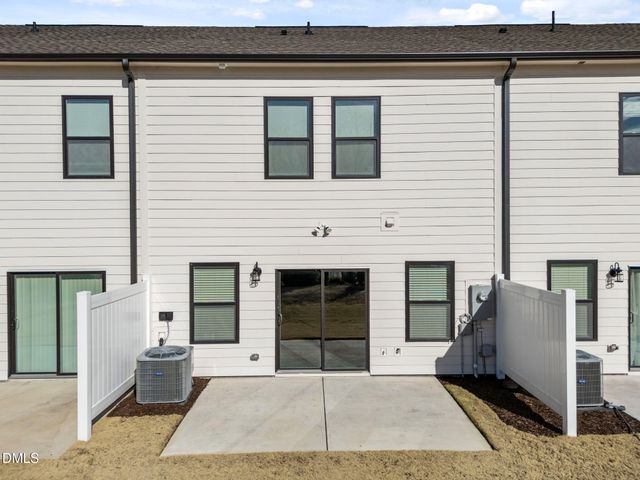 96 Periwinkle Place, Clayton, NC 27527