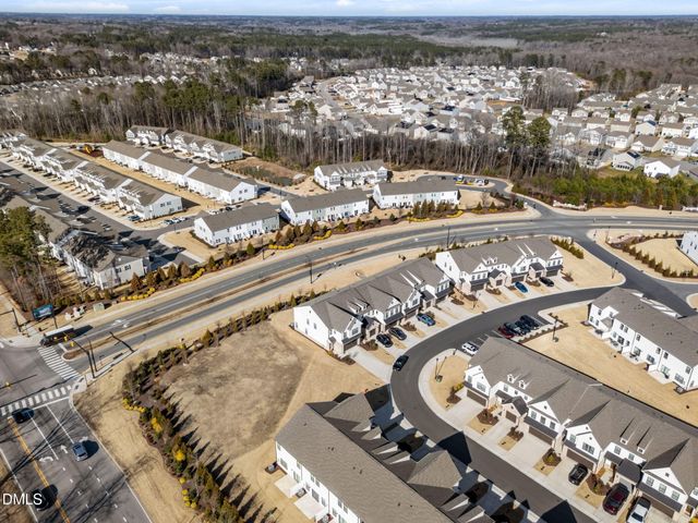 96 Periwinkle Place, Clayton, NC 27527