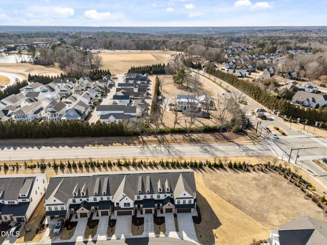 96 Periwinkle Place, Clayton, NC 27527