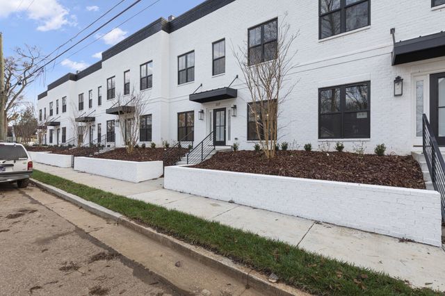 219 S Bilbro St, Murfreesboro, TN 37130