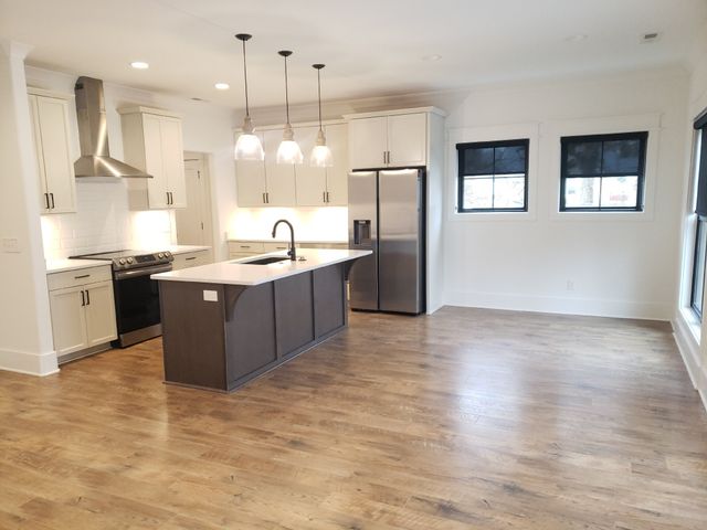 219 S Bilbro St, Murfreesboro, TN 37130