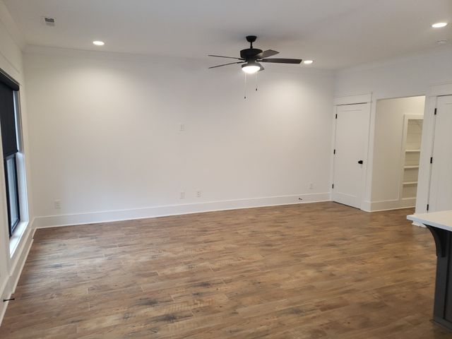 219 S Bilbro St, Murfreesboro, TN 37130
