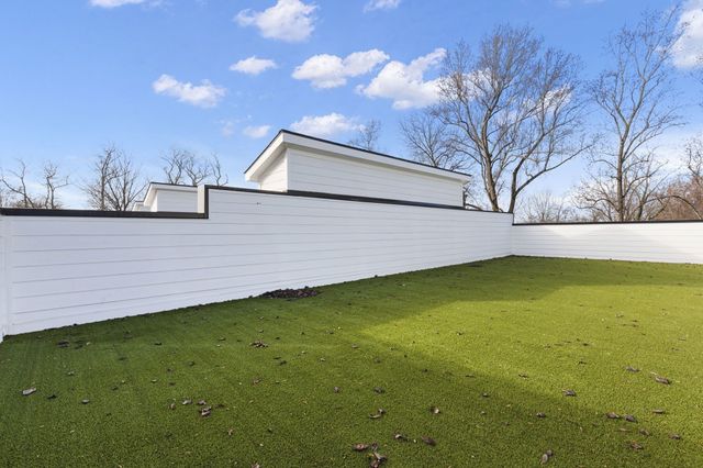 219 S Bilbro St, Murfreesboro, TN 37130