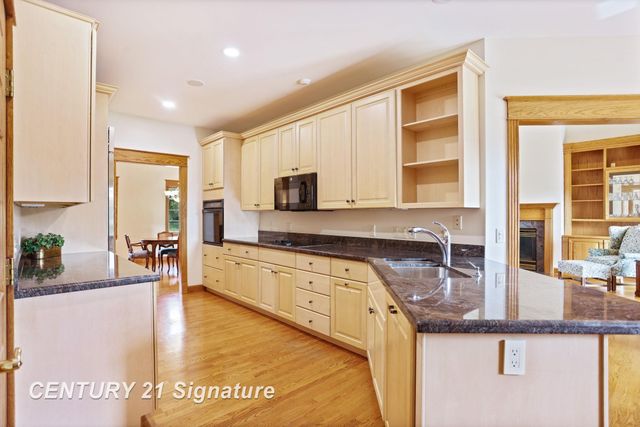 43 Sawmill Creek Trail, Saginaw, MI 48603