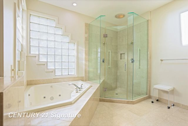 43 Sawmill Creek Trail, Saginaw, MI 48603