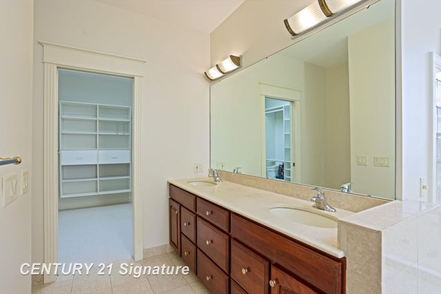 43 Sawmill Creek Trail, Saginaw, MI 48603