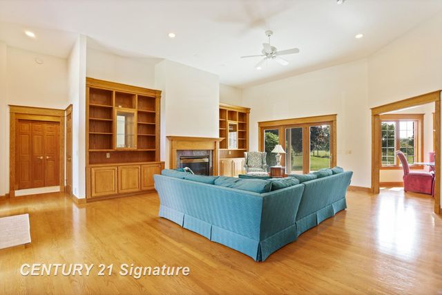 43 Sawmill Creek Trail, Saginaw, MI 48603