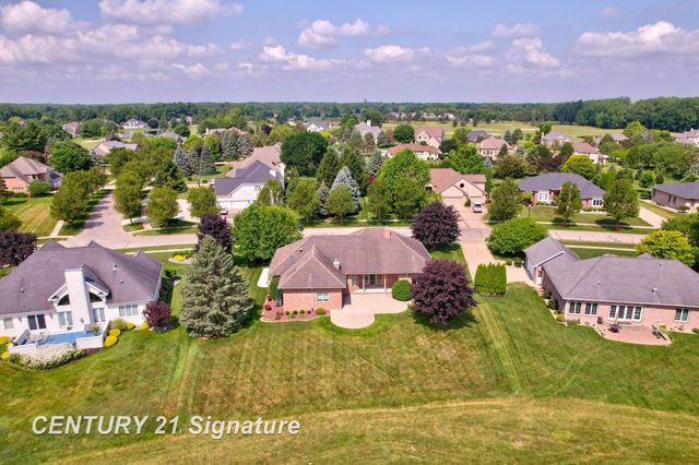 43 Sawmill Creek Trail, Saginaw, MI 48603