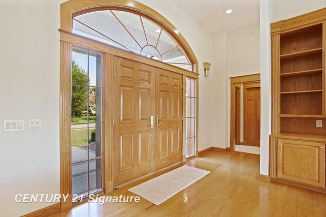 43 Sawmill Creek Trail, Saginaw, MI 48603