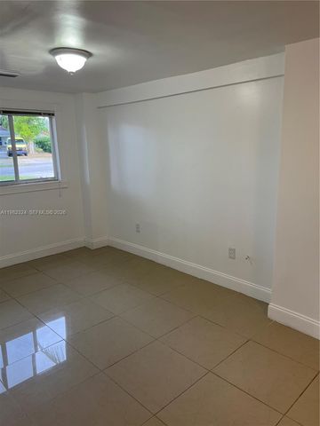 1400 NE 175th St, North Miami Beach, FL 33162