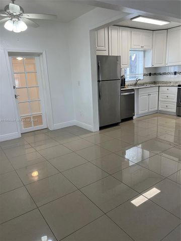 1400 NE 175th St, North Miami Beach, FL 33162