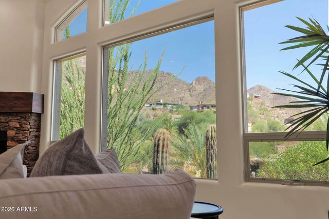 4141 E LAKESIDE Lane, Paradise Valley, AZ 85253