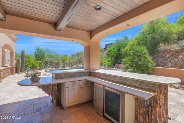 4141 E LAKESIDE Lane, Paradise Valley, AZ 85253