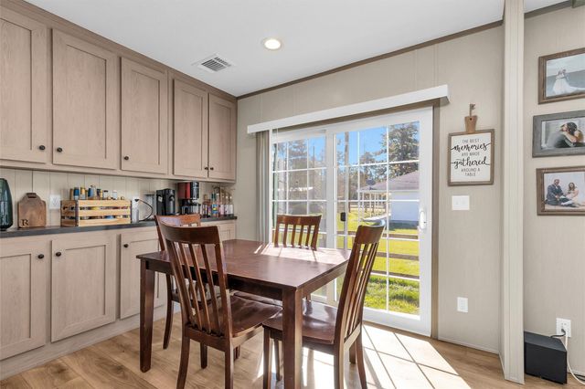 622 Lake Shore Drive, Trinity, TX 75862