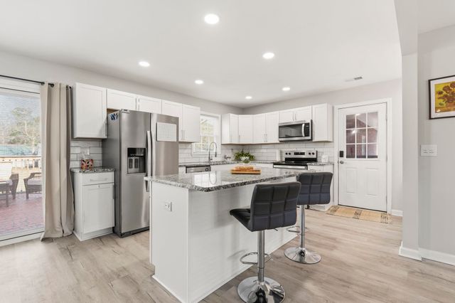 621 Highway 905, Conway, SC 29526