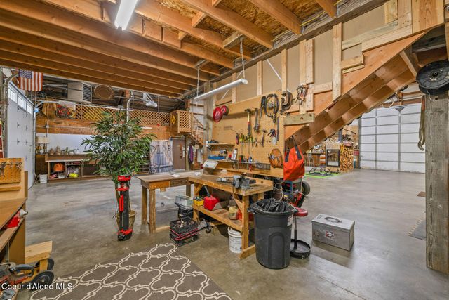 16700 N Mountain View RD, Rathdrum, ID 83858
