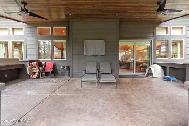 9641 N EASY ST, Hayden Lake, ID 83835