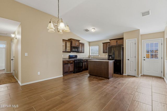 4976 JOE CASTILLO Street, El Paso, TX 79938