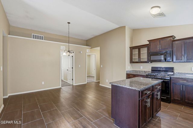 4976 JOE CASTILLO Street, El Paso, TX 79938