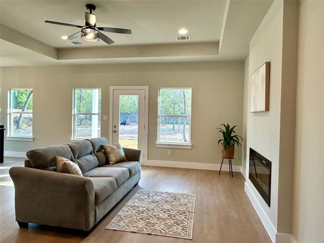 115 W Pauwela LN, Bastrop, TX 78602