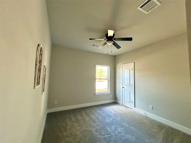 115 W Pauwela LN, Bastrop, TX 78602